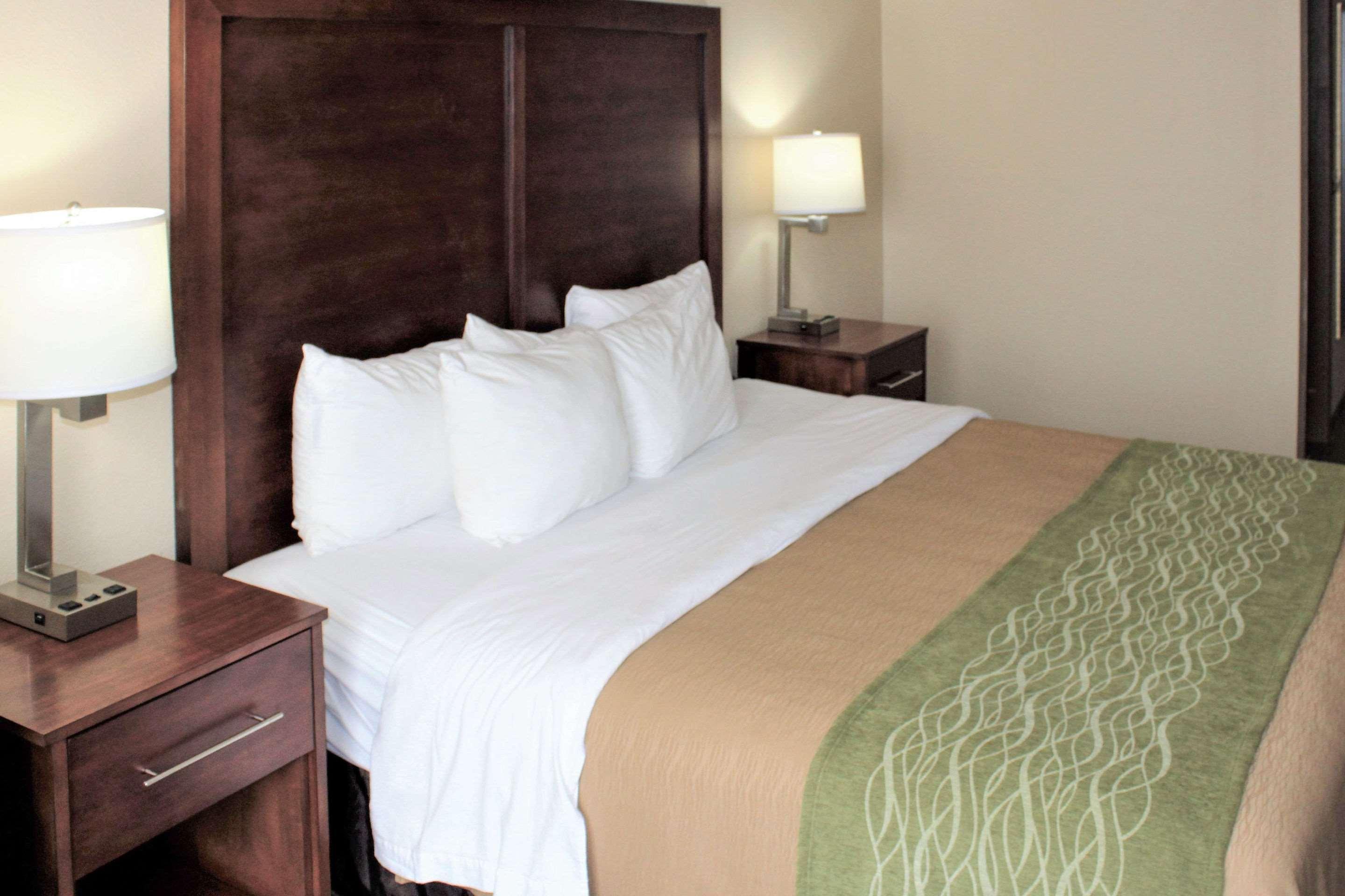 Comfort Inn & Suites St Louis - Chesterfield Exterior photo