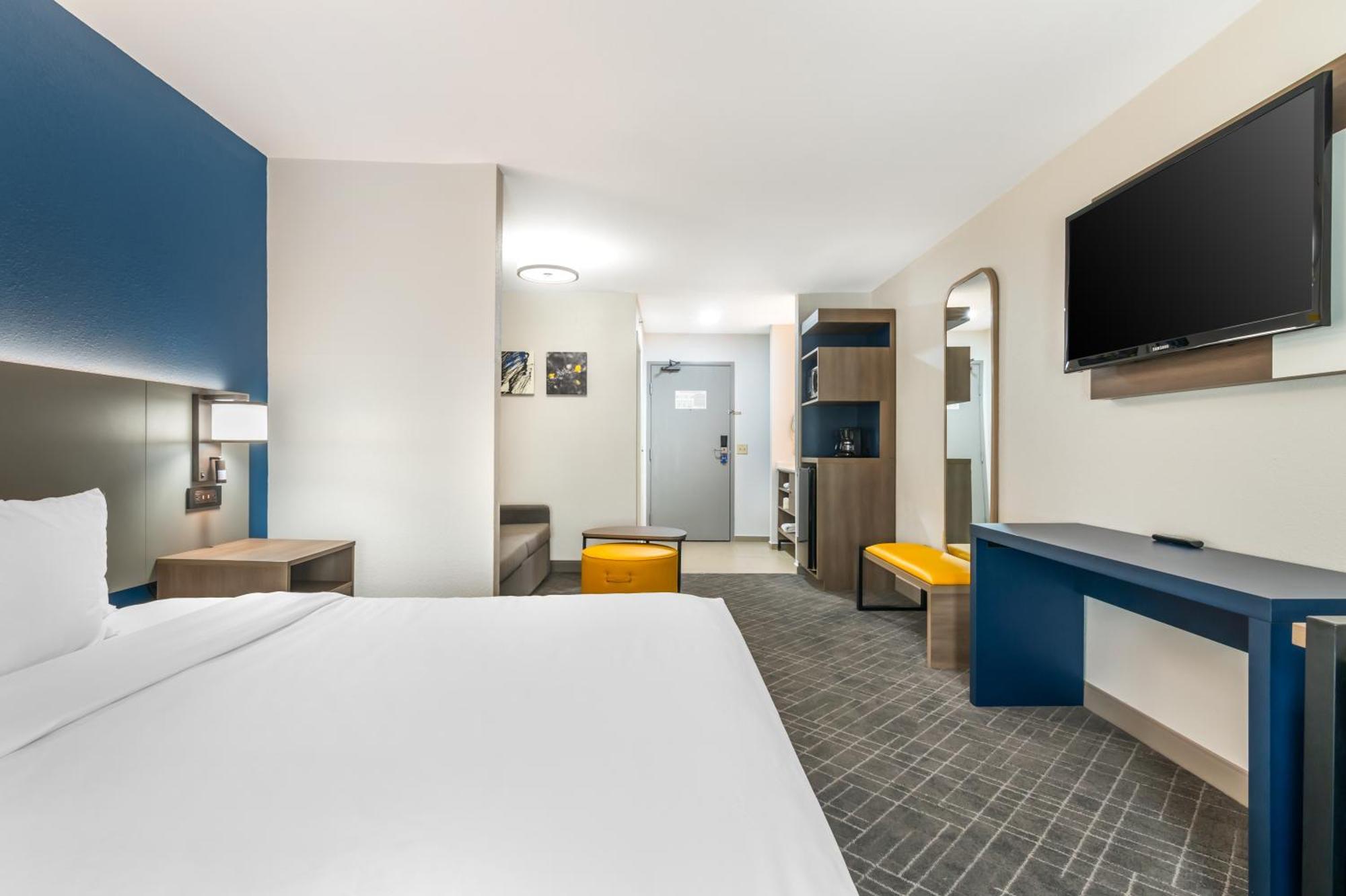 Comfort Inn & Suites St Louis - Chesterfield Exterior photo